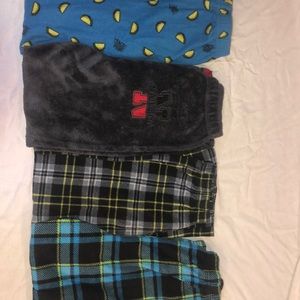 boys size small/8 pajama pant set